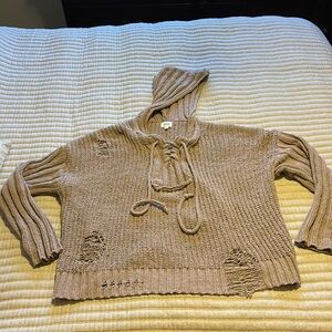 BKE distressed sweater size XL